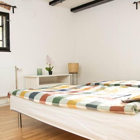 Historical Malt Factory Apartment, 6 Bedrooms, Sleeps 12 , Hot Tub Helsingborg Exterior photo